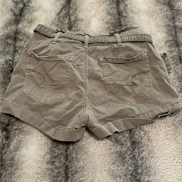Shorts - Picture 2 of 4